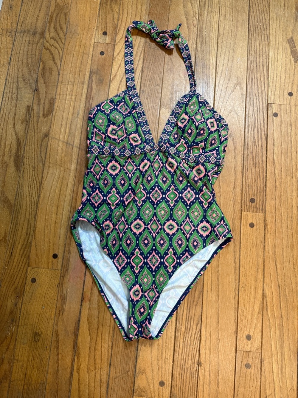 Cupshe Green and Navy Geometric One-Piece Swimsuit